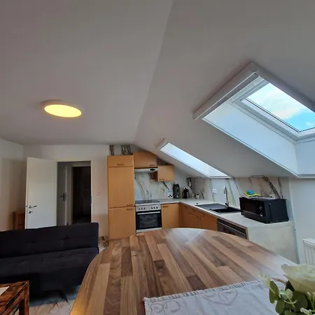 Haus Grimming 公寓